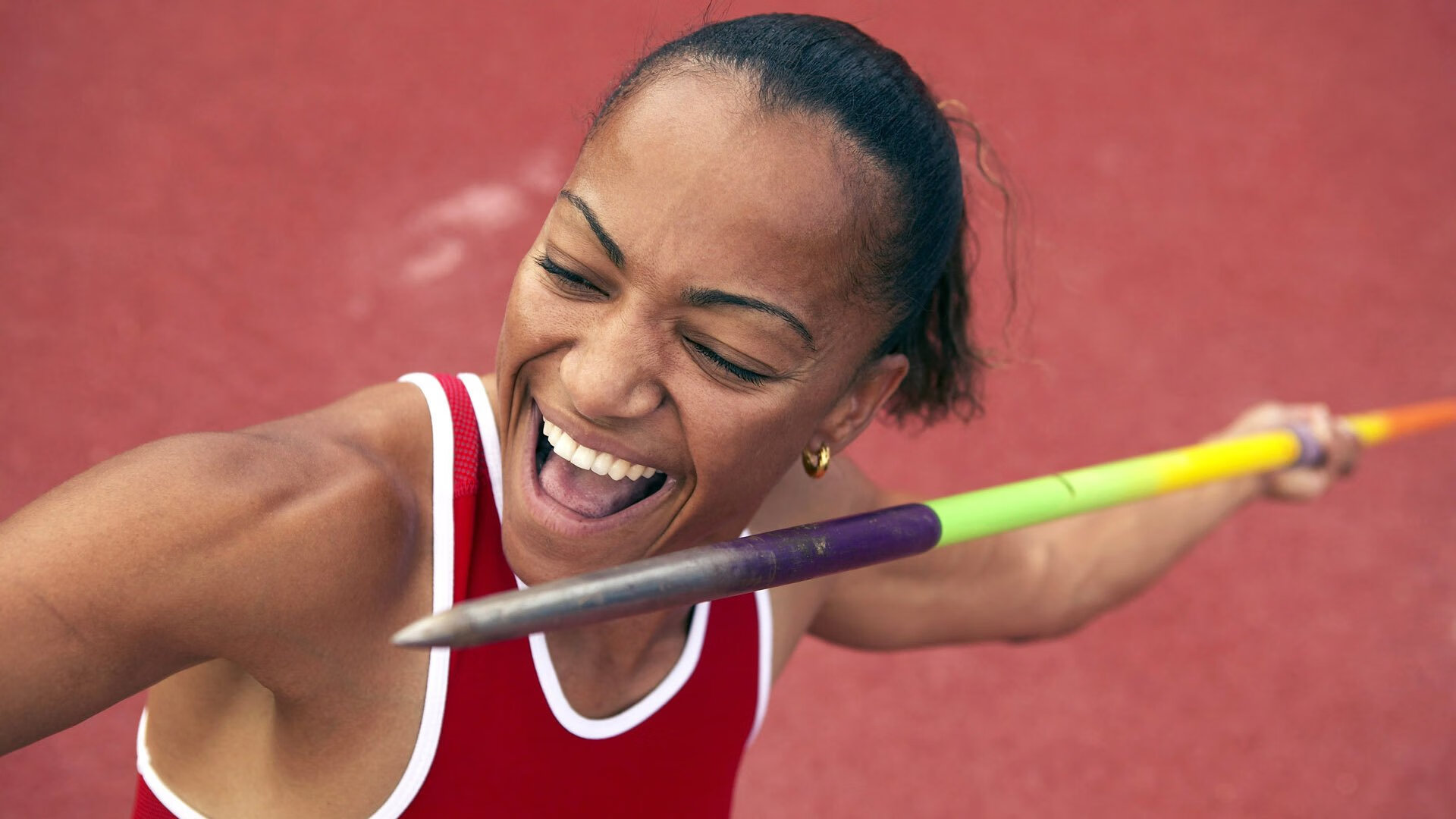 城市夜色水上冒险，灯火阑珊中的水域激情，水上夜景图片