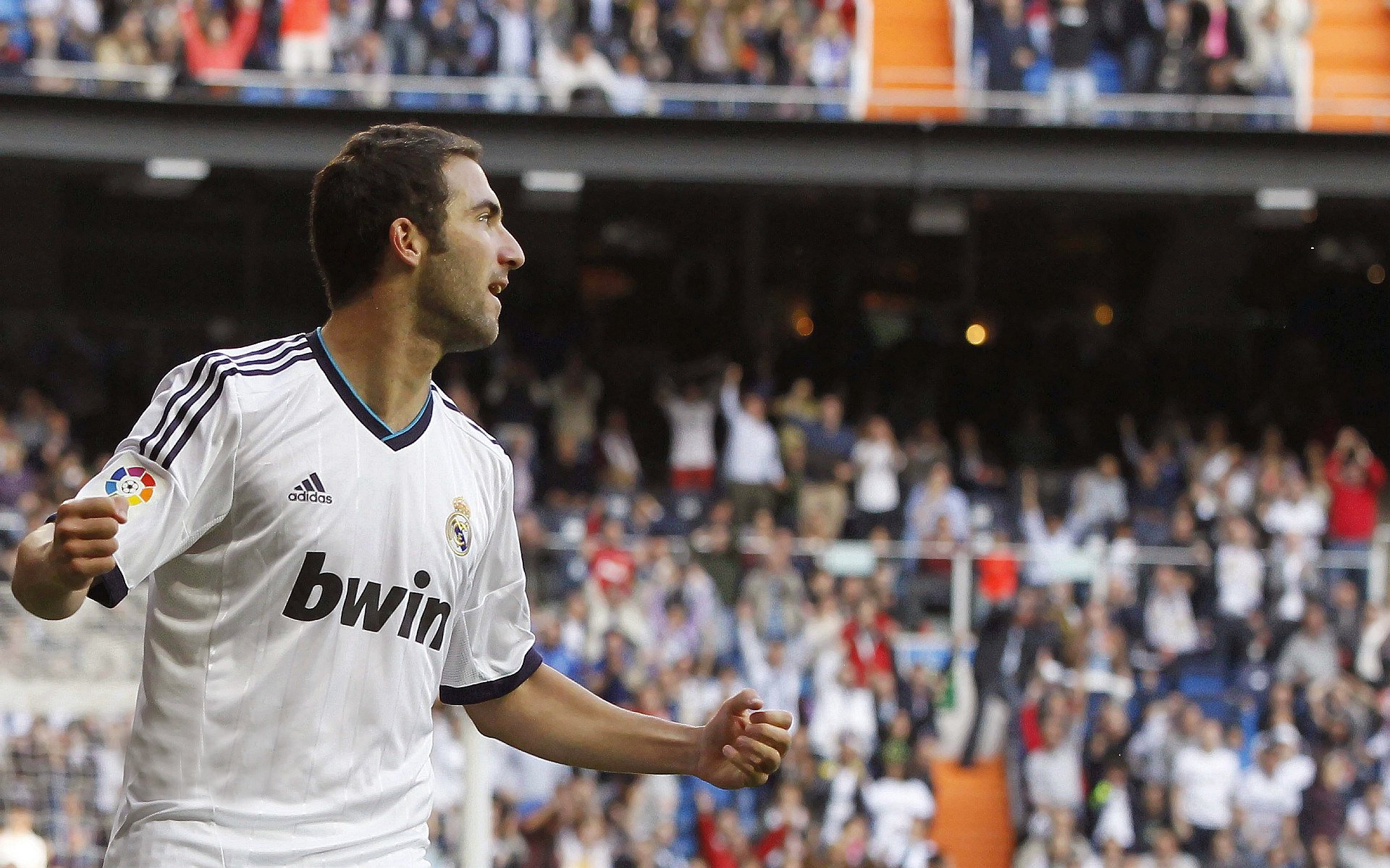 kaiyun.com-欧洲杯战局变化：阵型变幻引领新风潮！，欧洲杯迎来结局